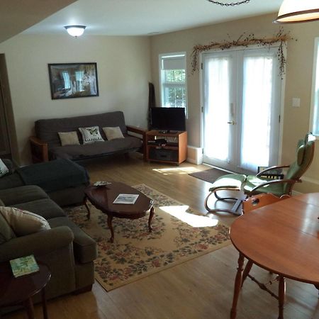 The Treehouse Bed And Breakfast Flesherton Extérieur photo