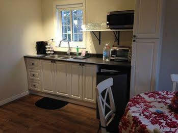 The Treehouse Bed And Breakfast Flesherton Extérieur photo