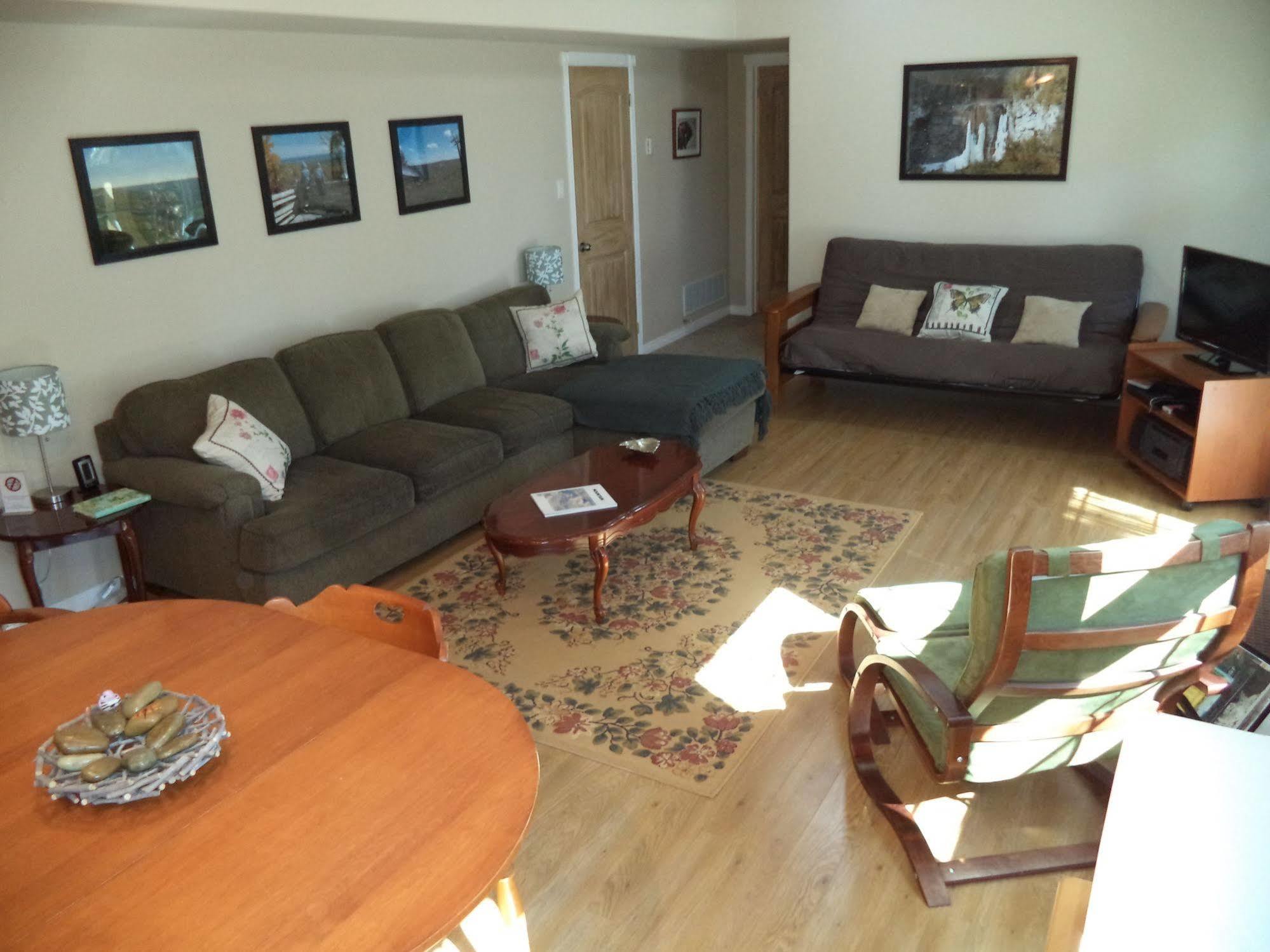 The Treehouse Bed And Breakfast Flesherton Extérieur photo